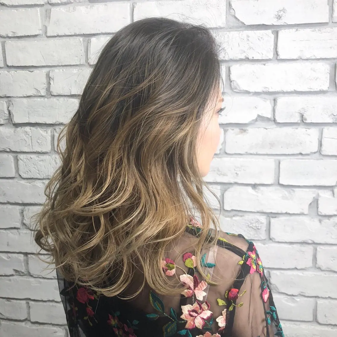 セミロング カラー welring hair salonのヘアスタイル