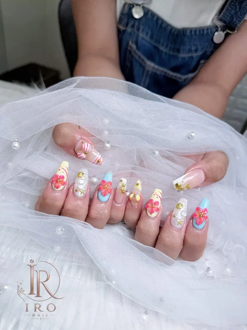 ネイル ハンドネイル IRO Nail Studioのネイルデザイン