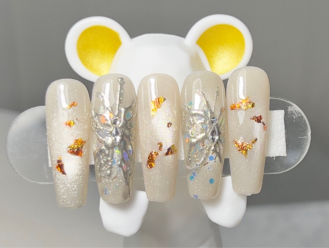 ネイル アートネイル オーロラネイル ゴールド キラキラネイル シルバー ハンドネイル Sunset Nail 柏のネイルデザイン