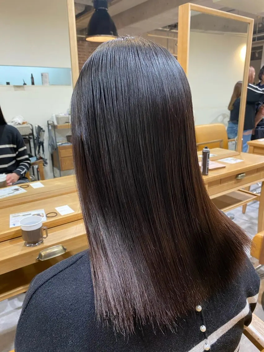 ロング 韓国風レイヤー× くびれヘア艶髪のヘアスタイル