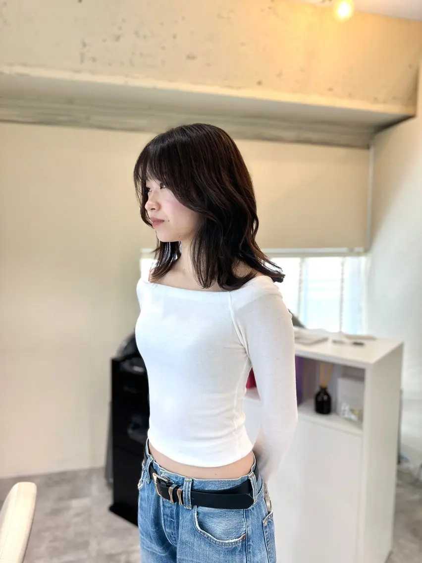 セミロング カラー バレイヤージュ ベージュカラー ブリーチ デザインカラー グレージュ カット ヘアカラー トリートメント opus 店長大和 レイヤー/赤み消しのヘアスタイル