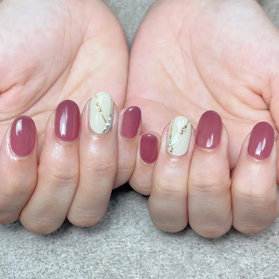 ネイル ハンドネイル nailroom DIASOMNIAのネイルデザイン