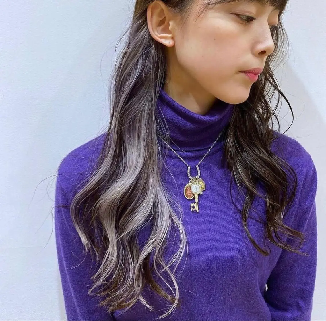 ロング カラー ハイトーン/カラー/ 用賀/稲若健太郎のヘアスタイル
