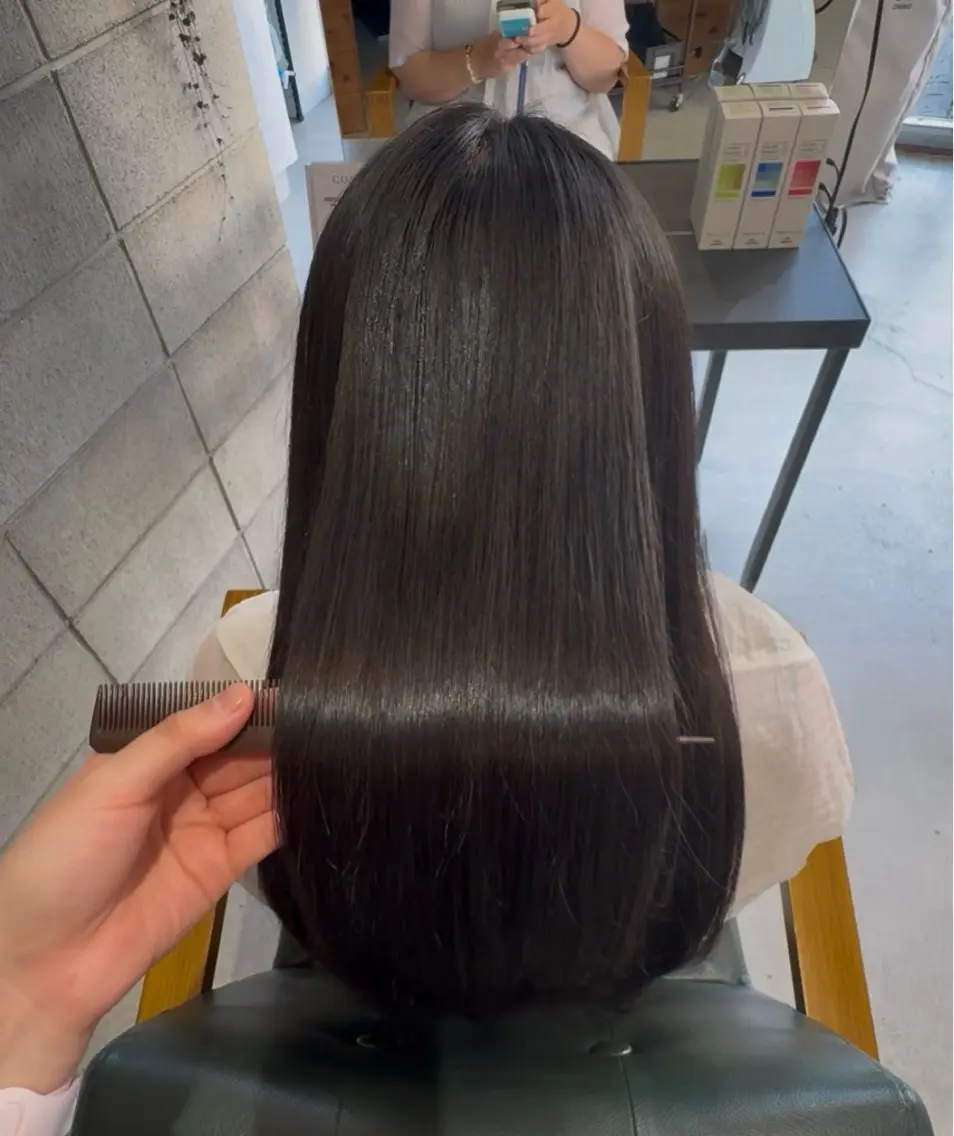 ロング 髙木 千惺のヘアスタイル