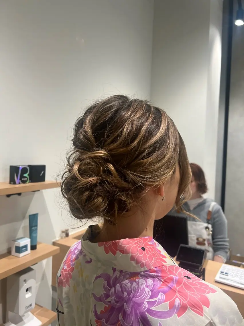 ロング 浴衣 ヘアセット 愛 理のヘアスタイル