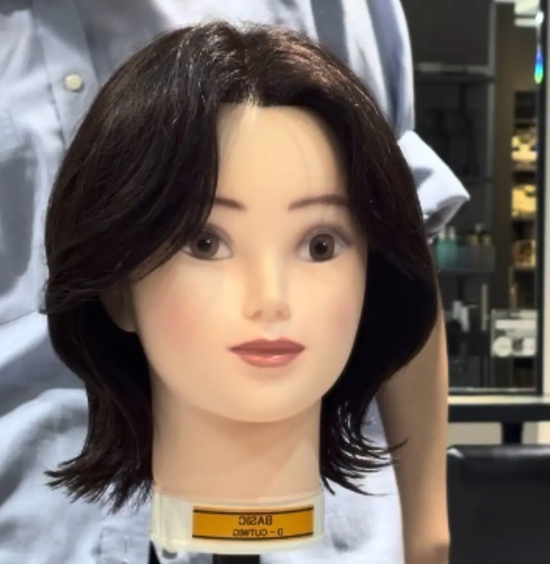 ショート 真下 瑞歩のヘアスタイル
