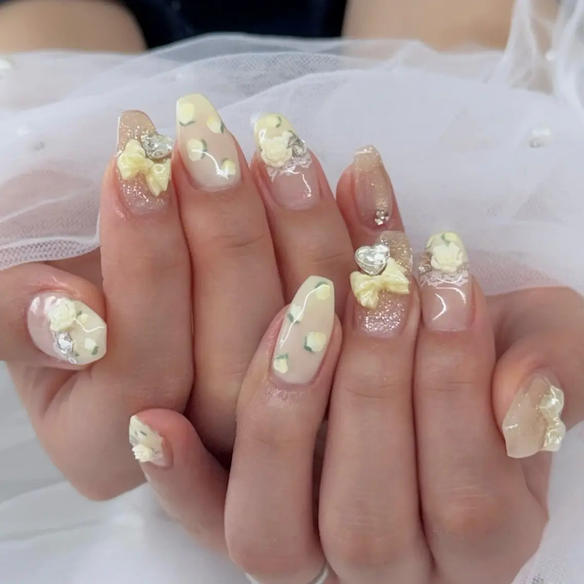 ネイル ハンドネイル ハンドケア Chizuru ☾ ໋のネイルデザイン