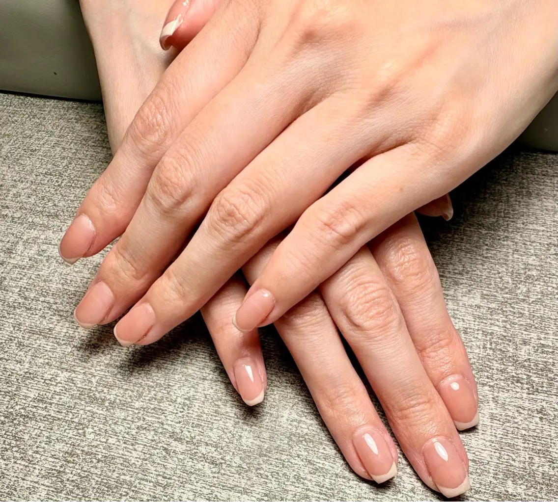 フレンチネイル🌸初回ジェルオフ込みの写真