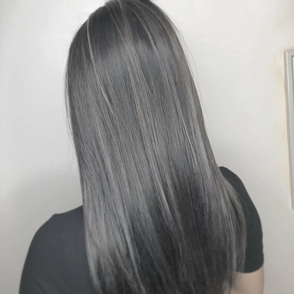 ミディアム カラー 透明感カラー 髪質改善 カラー専門店のヘアスタイル