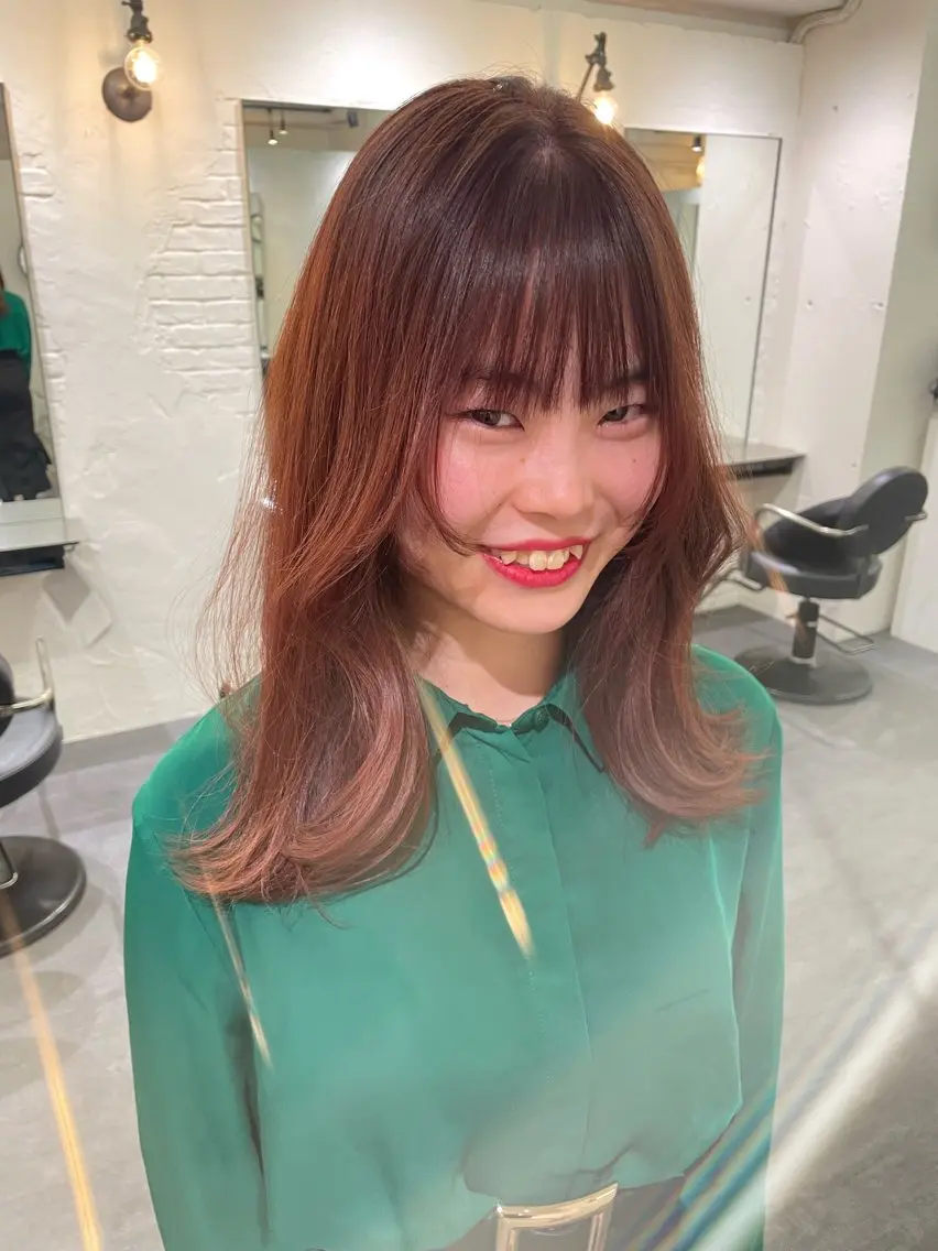 セミロング カット ヘアカラー トリートメント 赤み無し柔らかカラー 【梅田】madokaのヘアスタイル