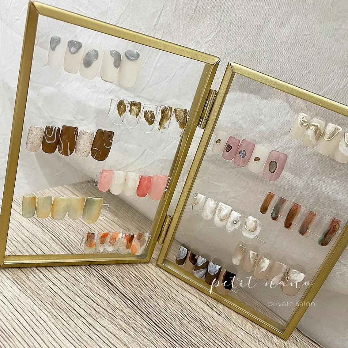 ネイル フットネイル ジェルネイル ニュアンスネイル パラジェル ショートネイル ハンドネイル nail◯ petitnanoのネイルデザイン