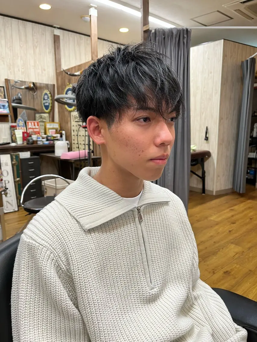 ショート メンズ 飯島 悠輝のヘアスタイル