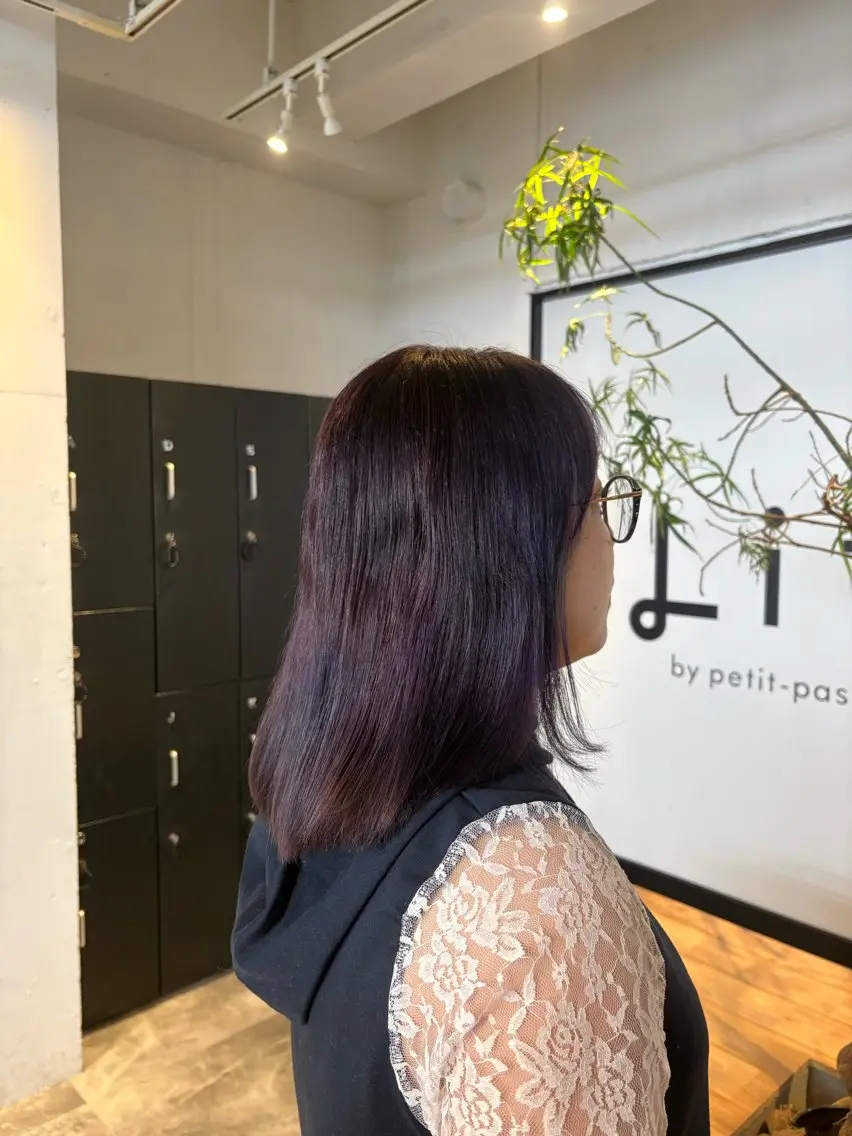 カラー 岩崎 郁音のヘアスタイル
