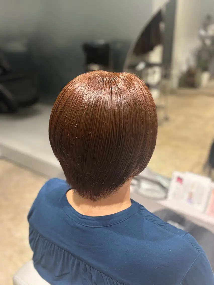 ショート カラー ヘアカラー 山森 沙耶のヘアスタイル