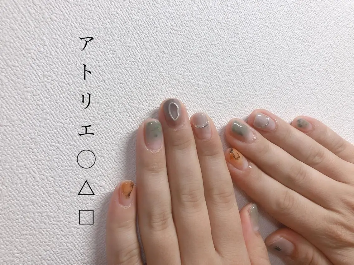 ネイル ハンドネイル アトリエ ○△□のネイルデザイン