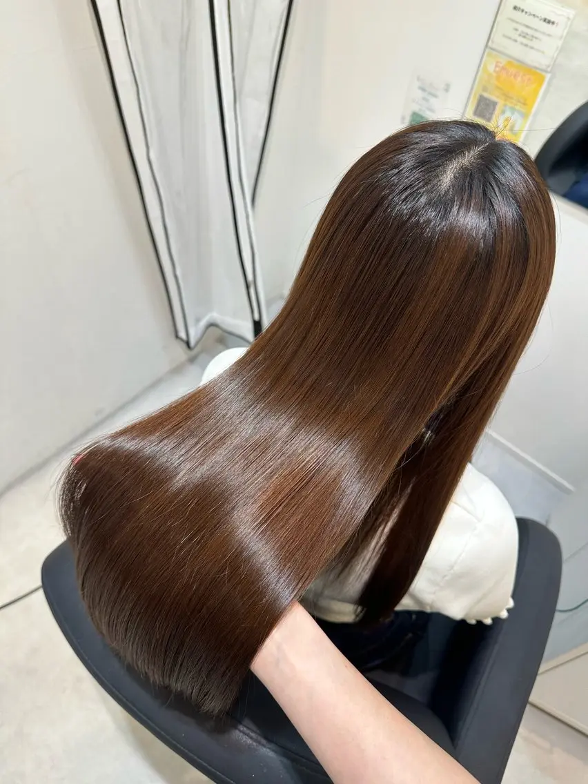 セミロング 縮毛矯正 トリートメント Emuest心斎橋 SAKIのヘアスタイル