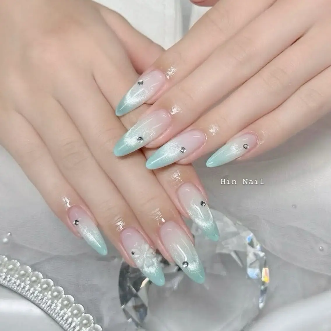ネイル ハンドネイル HIN NAILのネイルデザイン