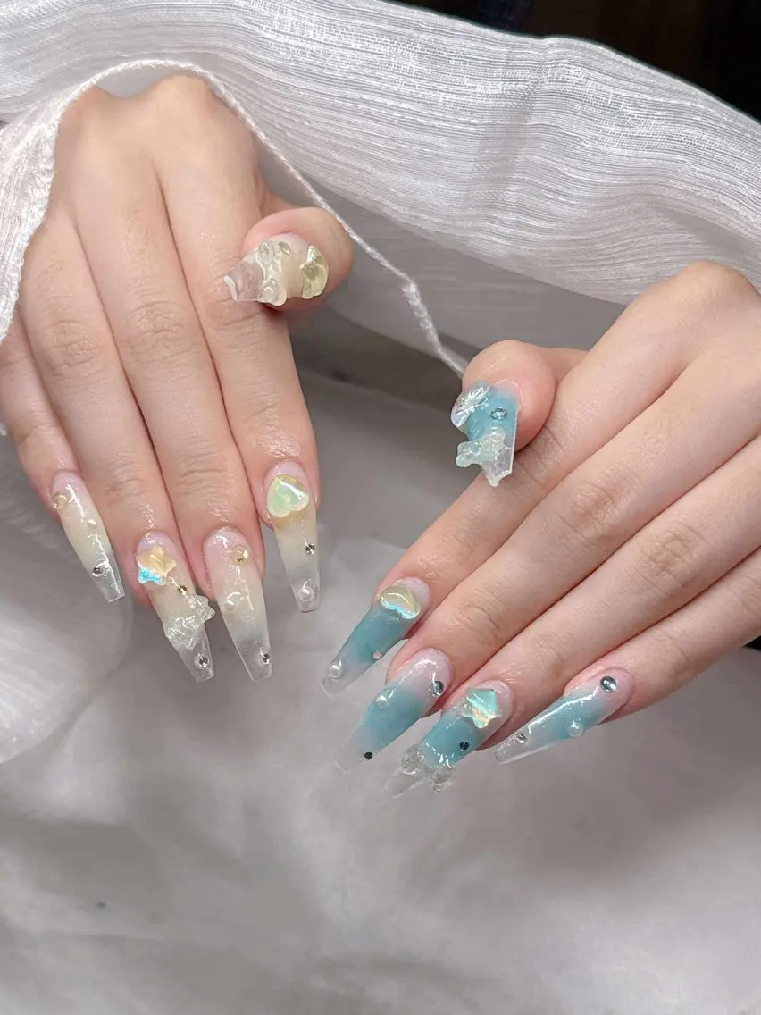 ネイル 長さ出し グラデーション 卒業式 キラキラネイル マグネットネイル ハンドネイル Lee Nailsのネイルデザイン