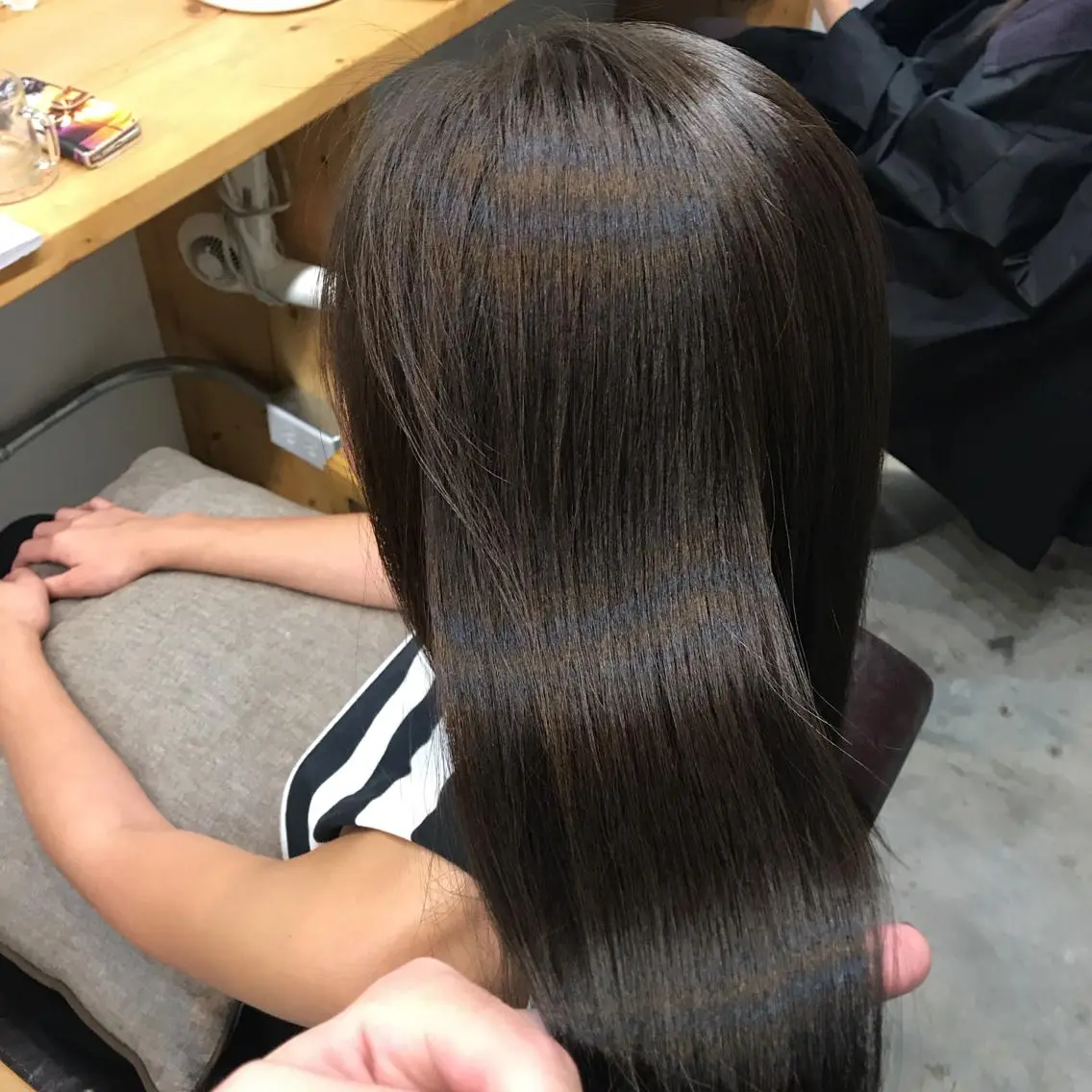 ロング カラー アッシュ イルミナカラー デザインカット トリートメント 🌈限定価格🌈 鈴木　瑛輔のヘアスタイル