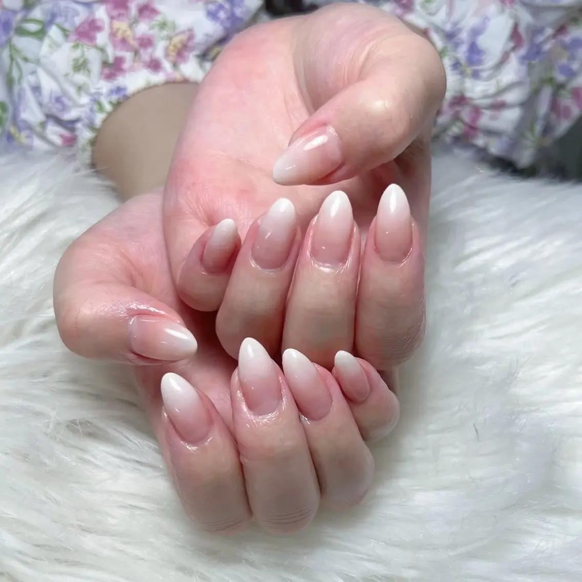 ネイル ハンドネイル 🎀nana🫧 ワンホンネイル🎀のネイルデザイン