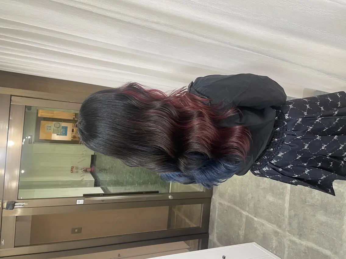 ロング カラー ブリーチ ケアブリーチ ダブルカラー ハイライトカラー イルミナカラー ヘアカラー トリートメント Cecil hair なんば店のヘアスタイル