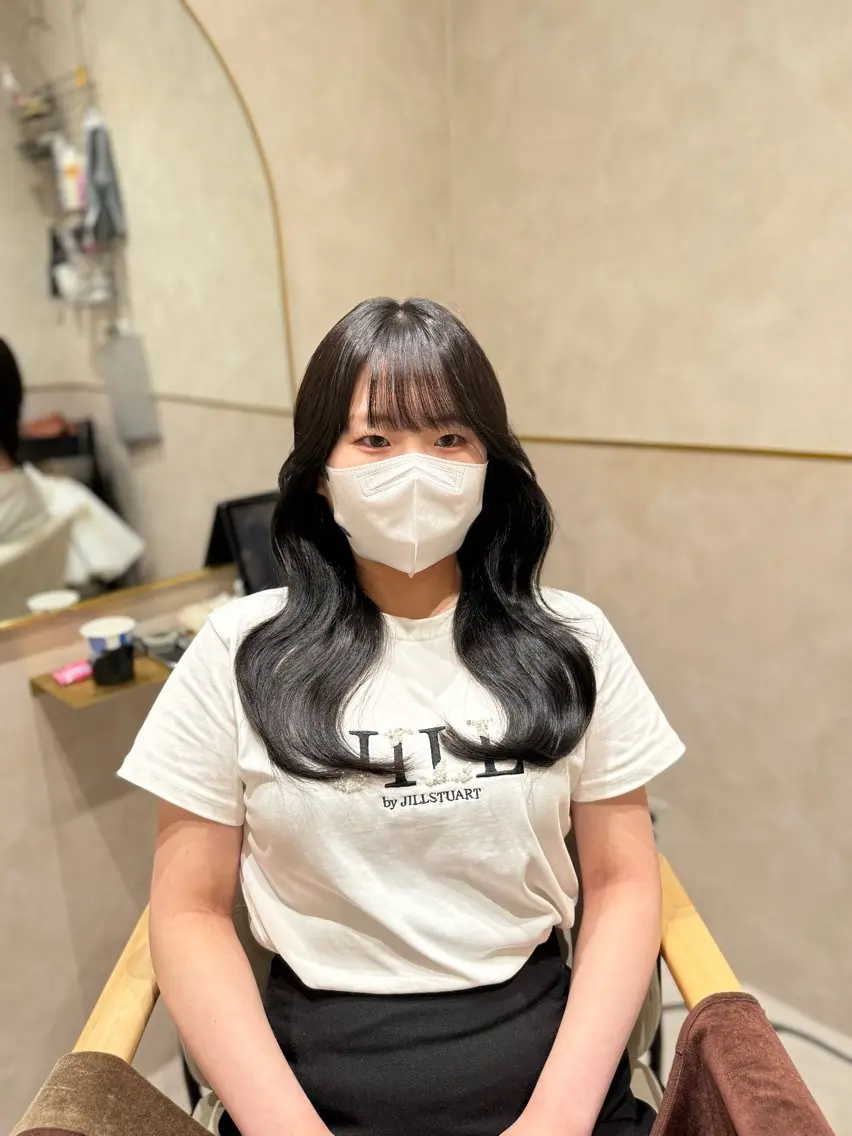 ロング くびれヘア くびれレイヤー レイヤーカット カット ヘアカラー 🫧ボブ/ツヤ髪/美 髪矯正/菜結のヘアスタイル