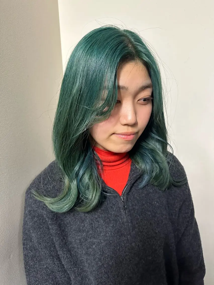 ミディアム カラー ブリーチ ケアブリーチ イヤリングカラー カット ヘアカラー トリートメント 平日オススメ✨ コスパ&タイパ✨山下のヘアスタイル