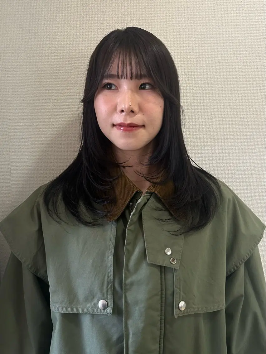 ロング カラー 顔まわりレイヤー 顔周りカット レイヤーカット ハシヅメ キョウカのヘアスタイル