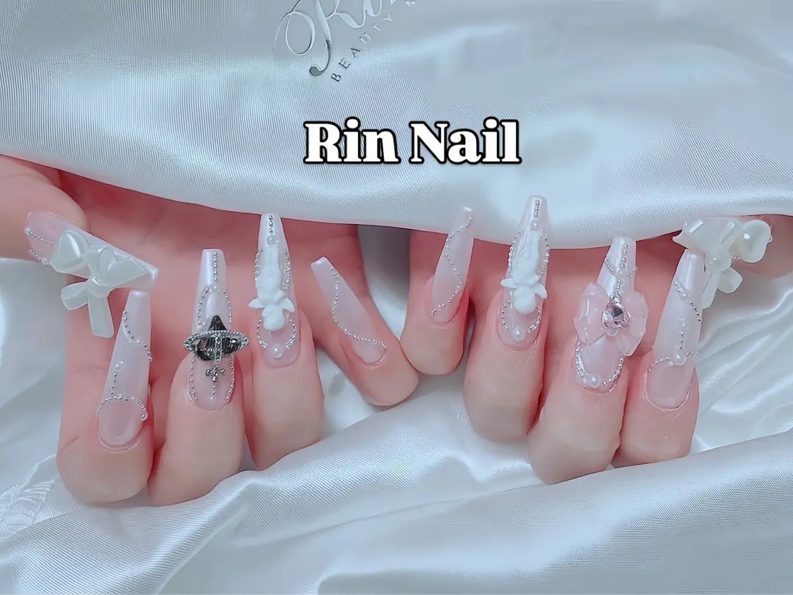 ネイル アニマル柄 ボルドー ブラウン チークネイル フレンチネイル ハンドネイル Rin Nail 新大久保店のネイルデザイン