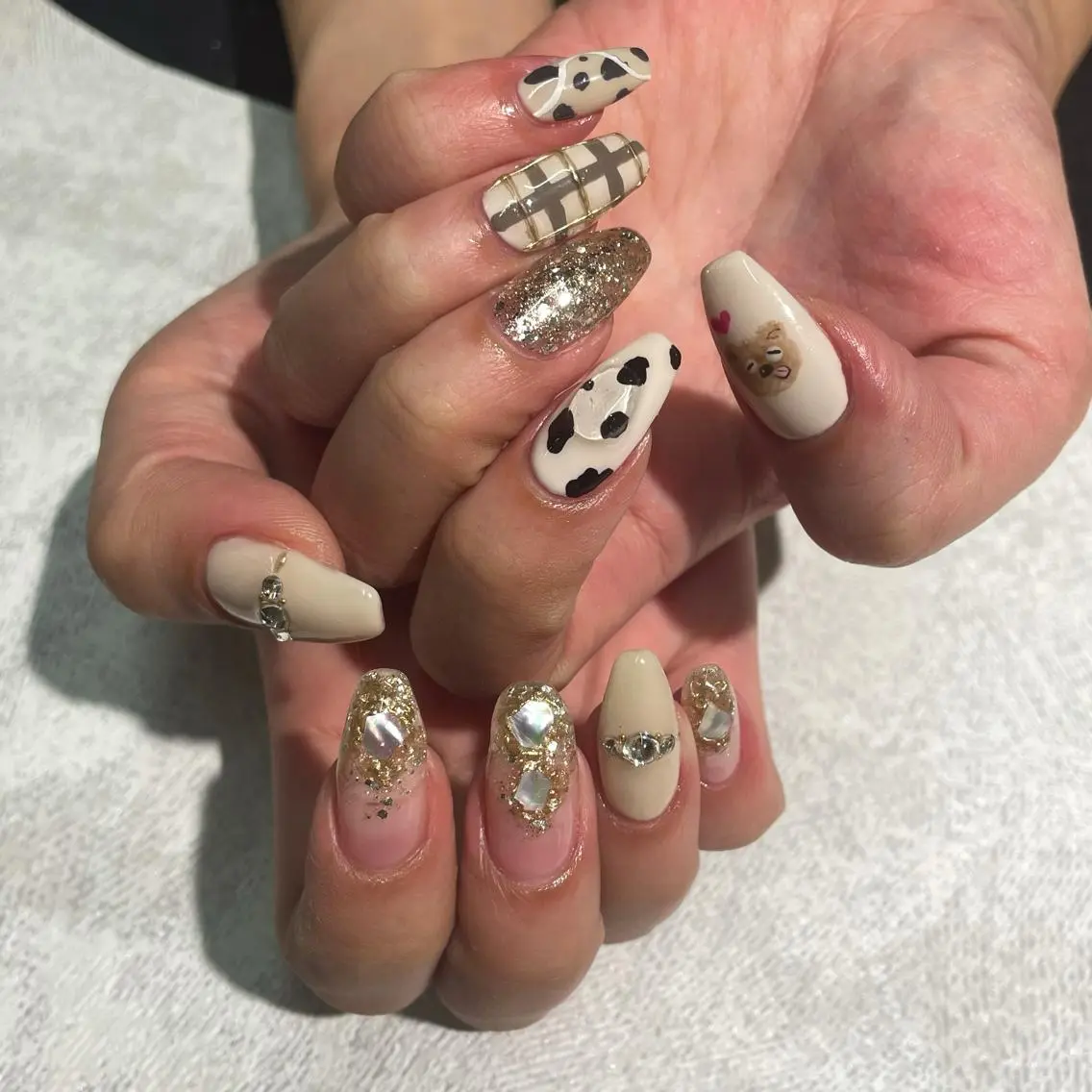 ネイル ハンドネイル フットネイル nailsalon SuMILEのネイルデザイン