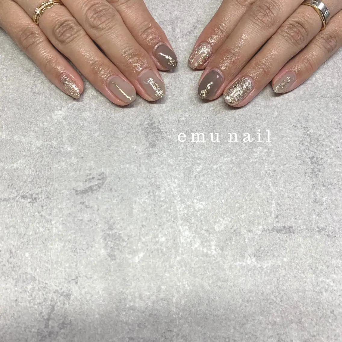 ネイル ブラウン ニュアンスネイル emu nailのネイルデザイン