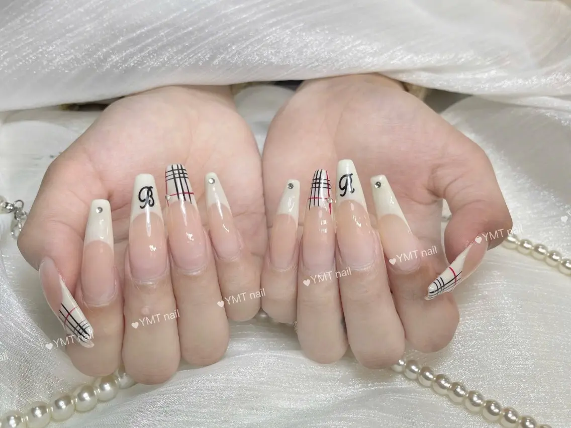 ネイル ハンドネイル YMT NailStudioのネイルデザイン