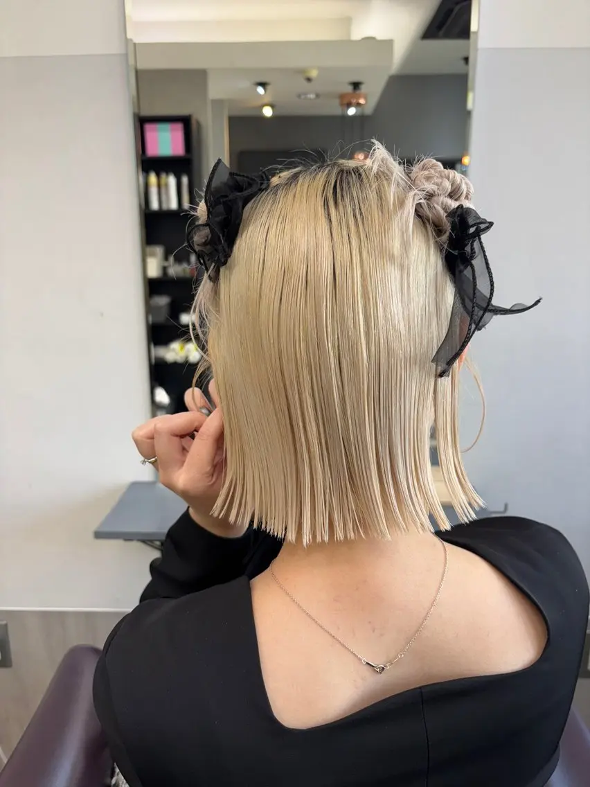 ヘアアレンジ ヘアセット ブリーチなしWカラー ヘアセット菜希のヘアスタイル