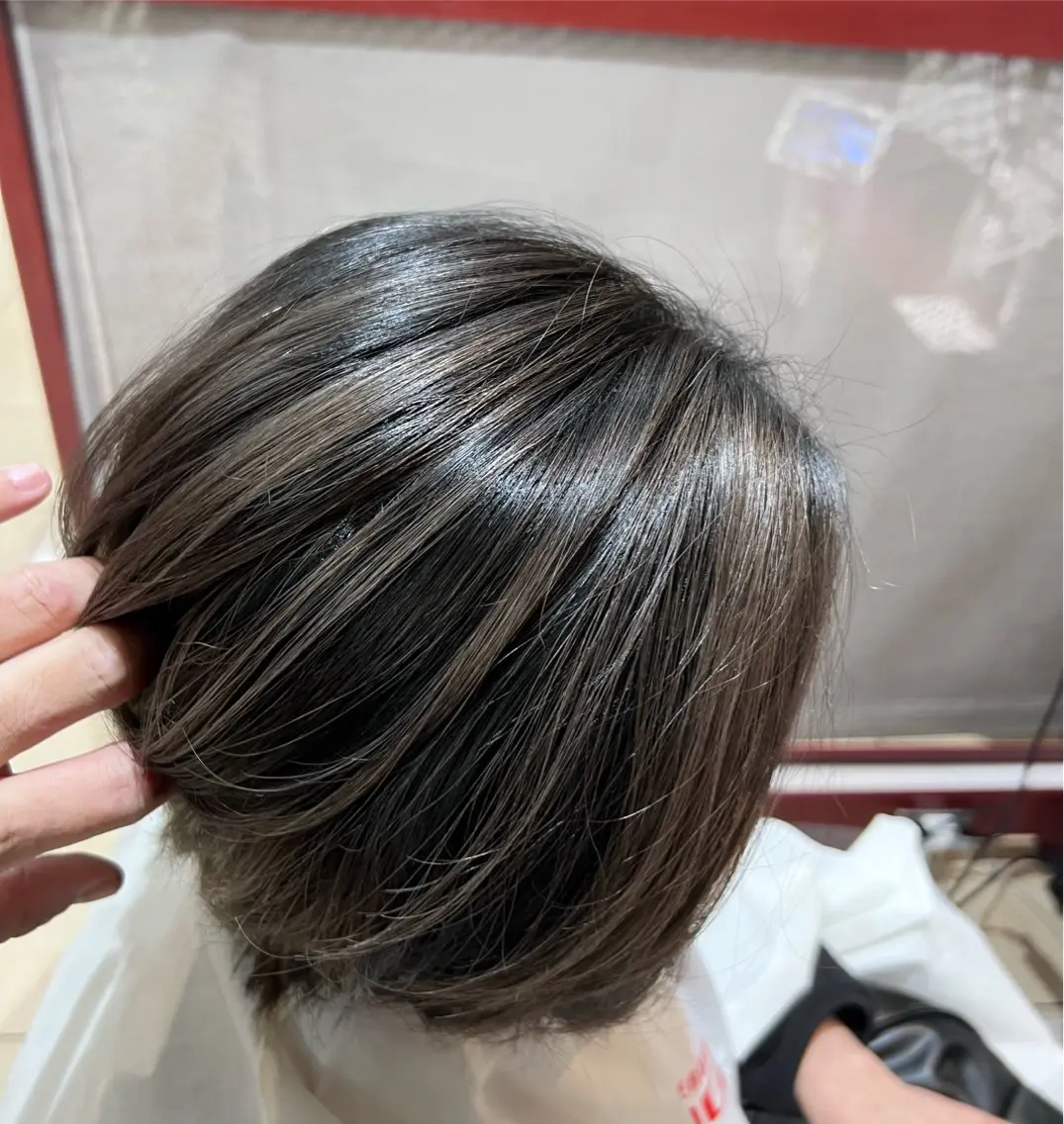 ショート カラー 坂本 優輝のヘアスタイル