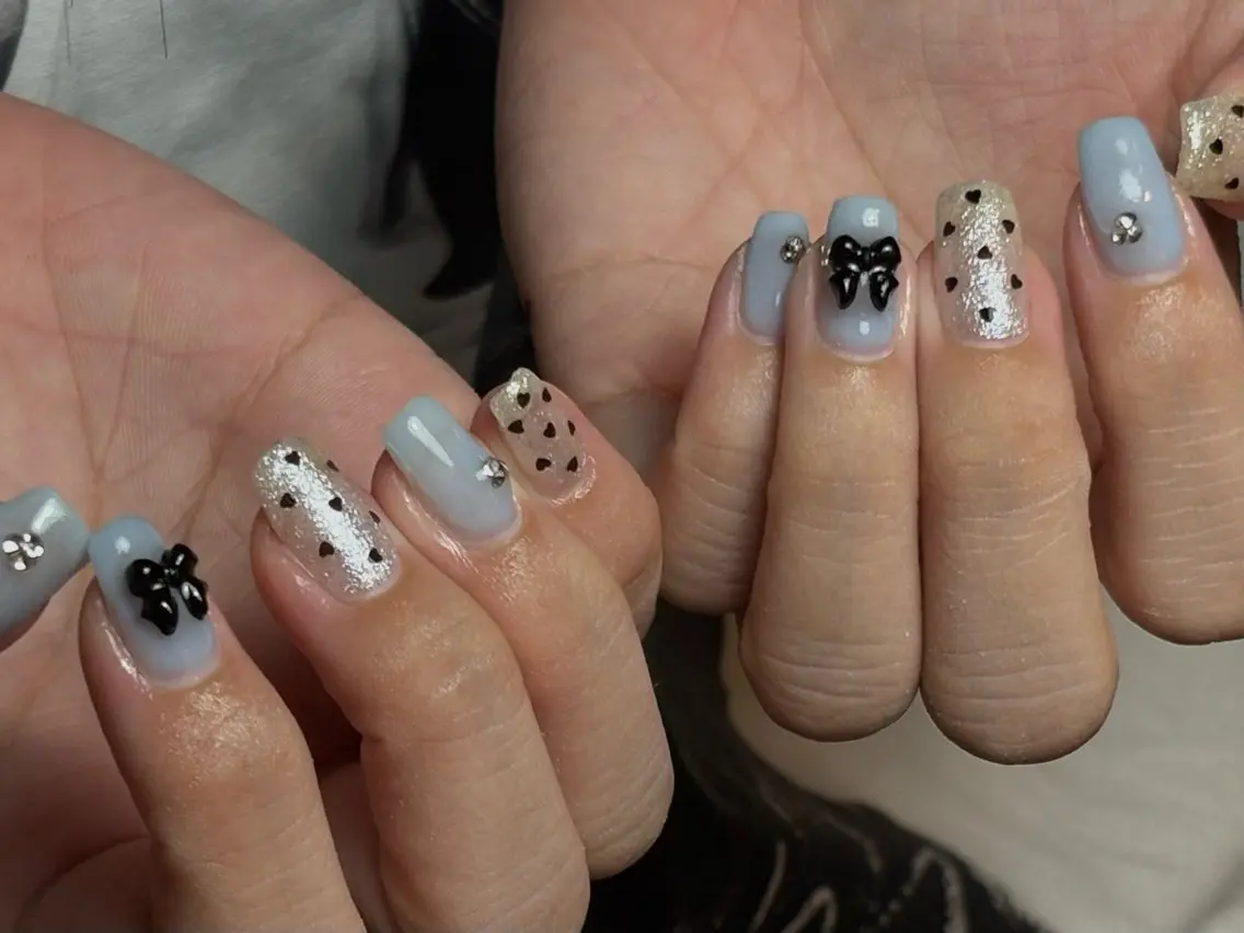 ネイル ブルー ガーリー ハート ラメ(グリッター) ぷっくりネイル ハンドネイル D.d nail Fukaのネイルデザイン