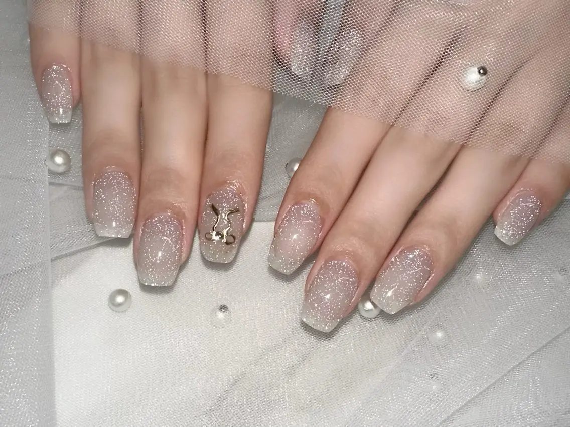 ネイル フラッシュネイル ハンドネイル nami🐰🎀 ガーリー/堺筋本町のネイルデザイン