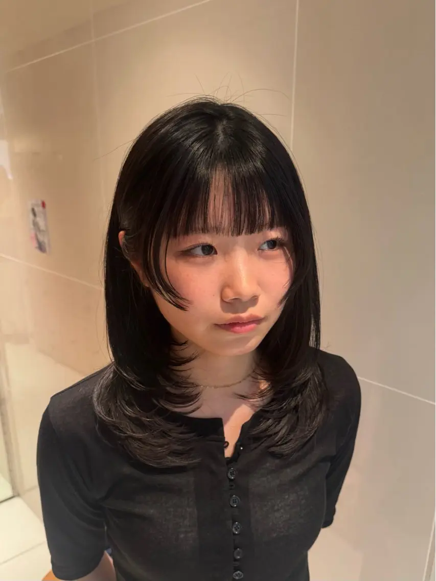 ミディアム パーマ レイヤーカット カット 縮毛矯正 トリートメント 縮毛矯正/レイヤー 🌙児玉光瑠のヘアスタイル