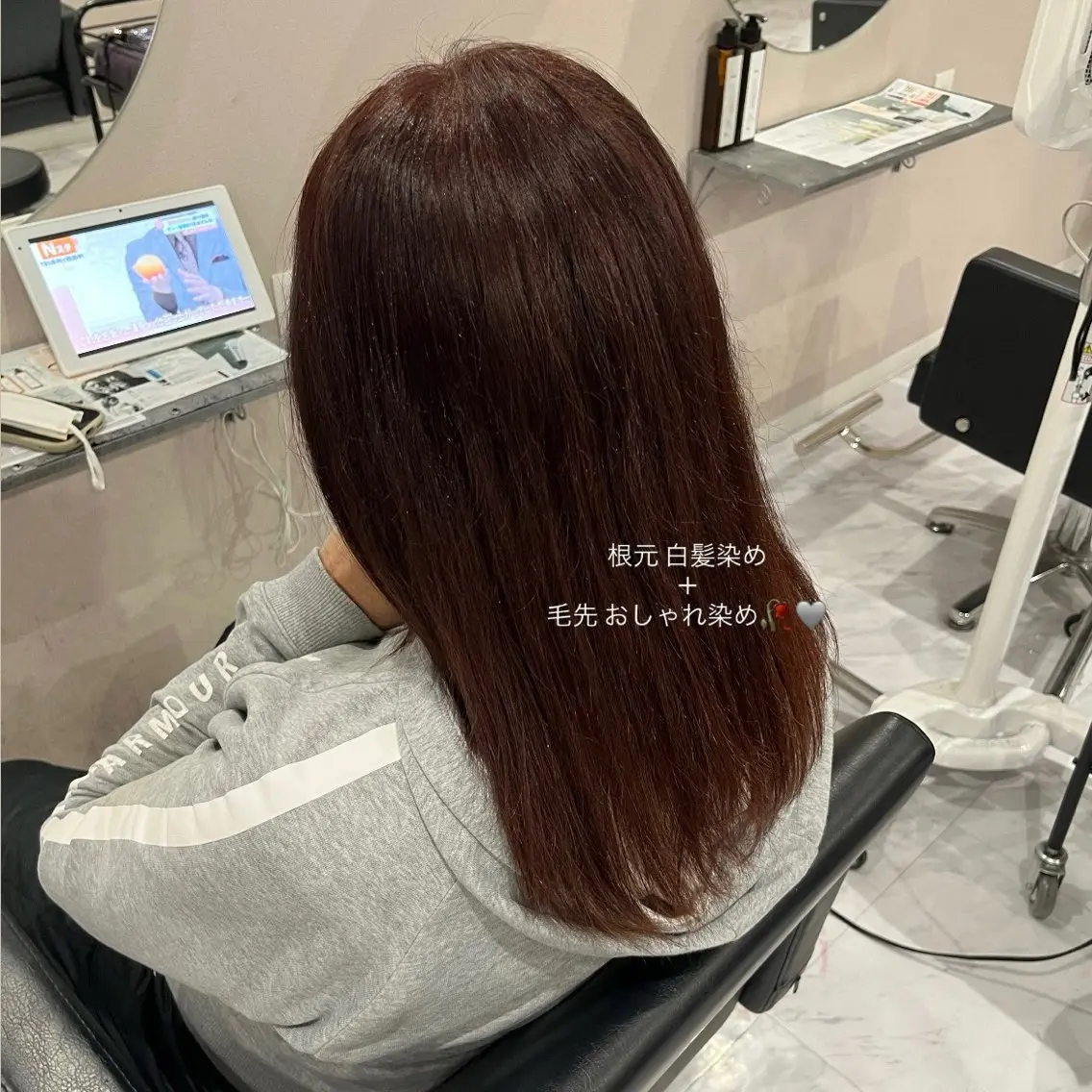 セミロング カラー ヘアカラー 透明感カラー🪼🩵 𝐑𝐢𝐧のヘアスタイル