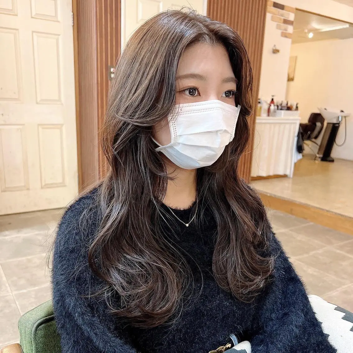 ロング カラー ブリーチ ケアブリーチ ダブルカラー イルミナカラー 顔周りカット カット ヘアカラー 髪質改善と艶カラー 💎坂田 裕紀のヘアスタイル