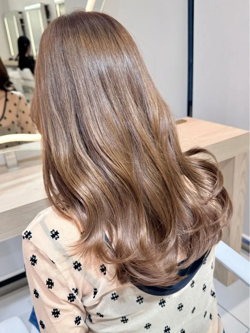 ロング 三鷹で1番ショート ボブをカットする新谷のヘアスタイル