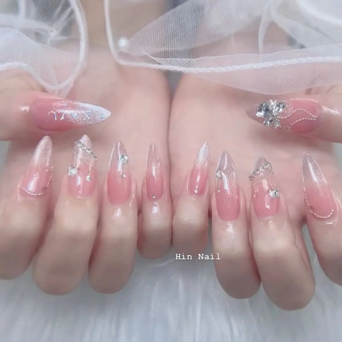 ネイル ハンドネイル HIN NAILのネイルデザイン
