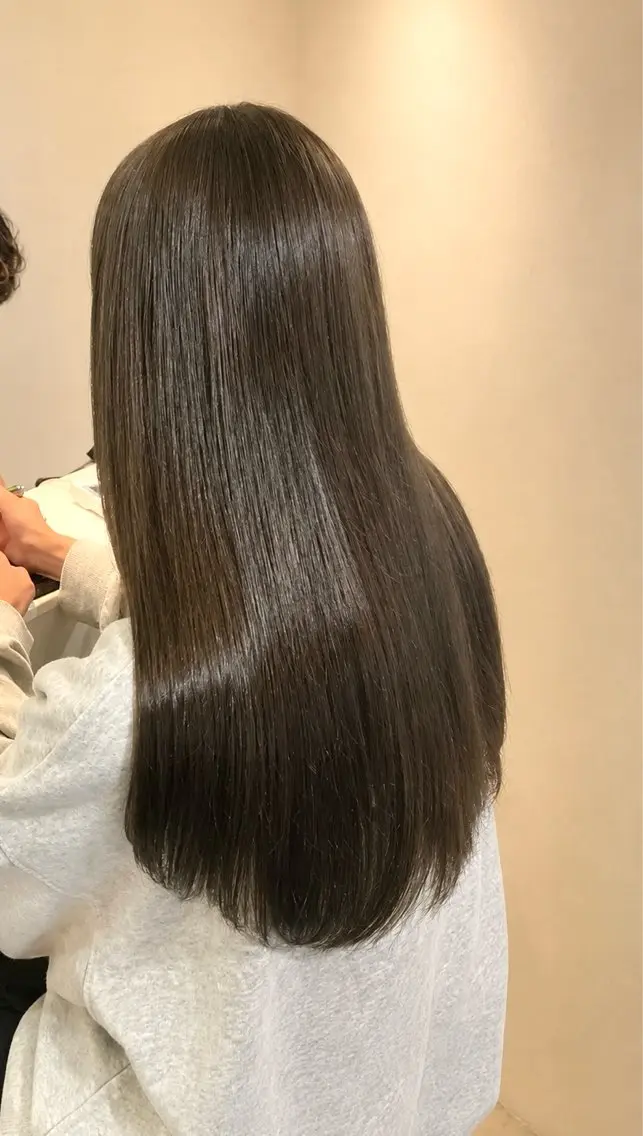 ロング ヘアカラー トリートメント 💐透明感カラー/ 🪿ブリーチ/真野のヘアスタイル