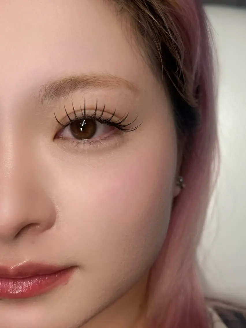 マツエク・マツパ (eyelist) NANAの眉毛・アイブロウイメージ