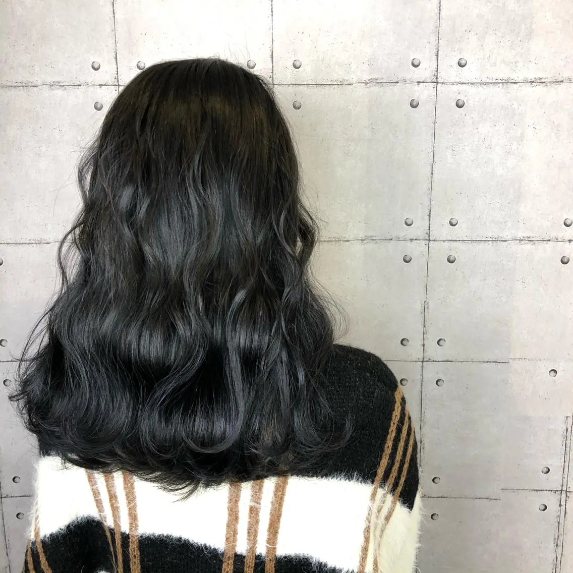 セミロング ヘアカラー ショート・ボブ🍎 ナカノユウキのヘアスタイル
