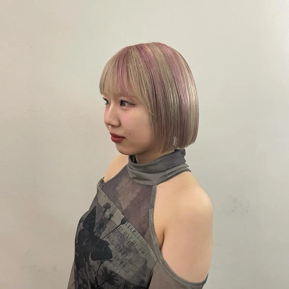 ショート ヘアカラー ブリーチなしダブル ブリーチカラー優海のヘアスタイル