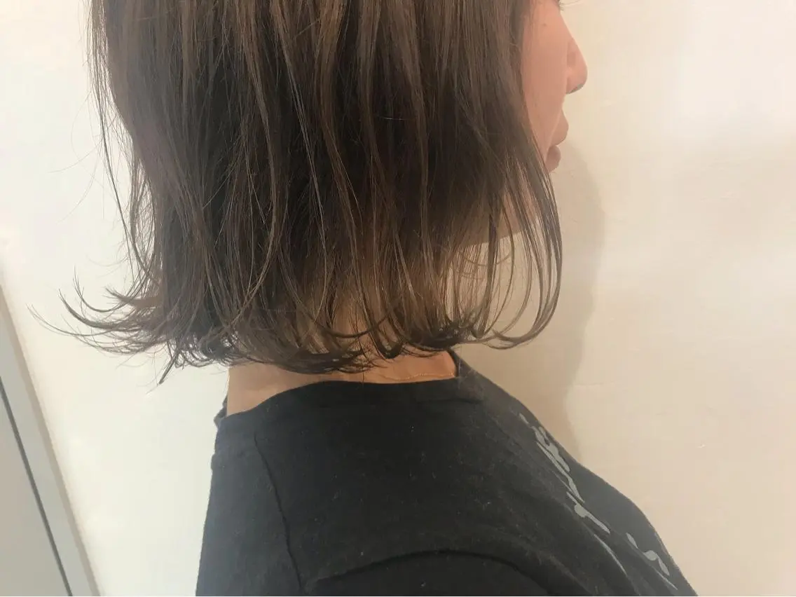 ミディアム カラー アッシュ アッシュブラウン ブラウンカラー 吉田 早織のヘアスタイル