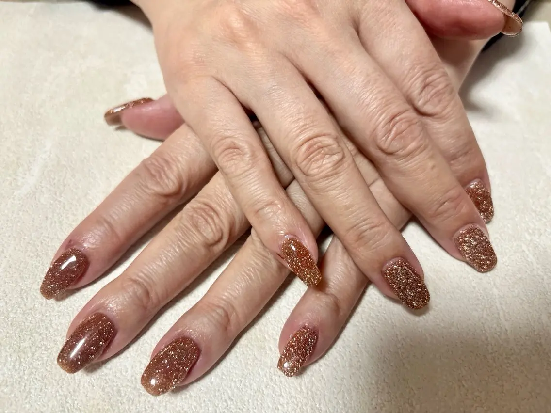 ネイル オーロラネイル フットネイル フレンチネイル ジェルネイル マグネットネイル ハンドネイル mogunail &blowのネイルデザイン