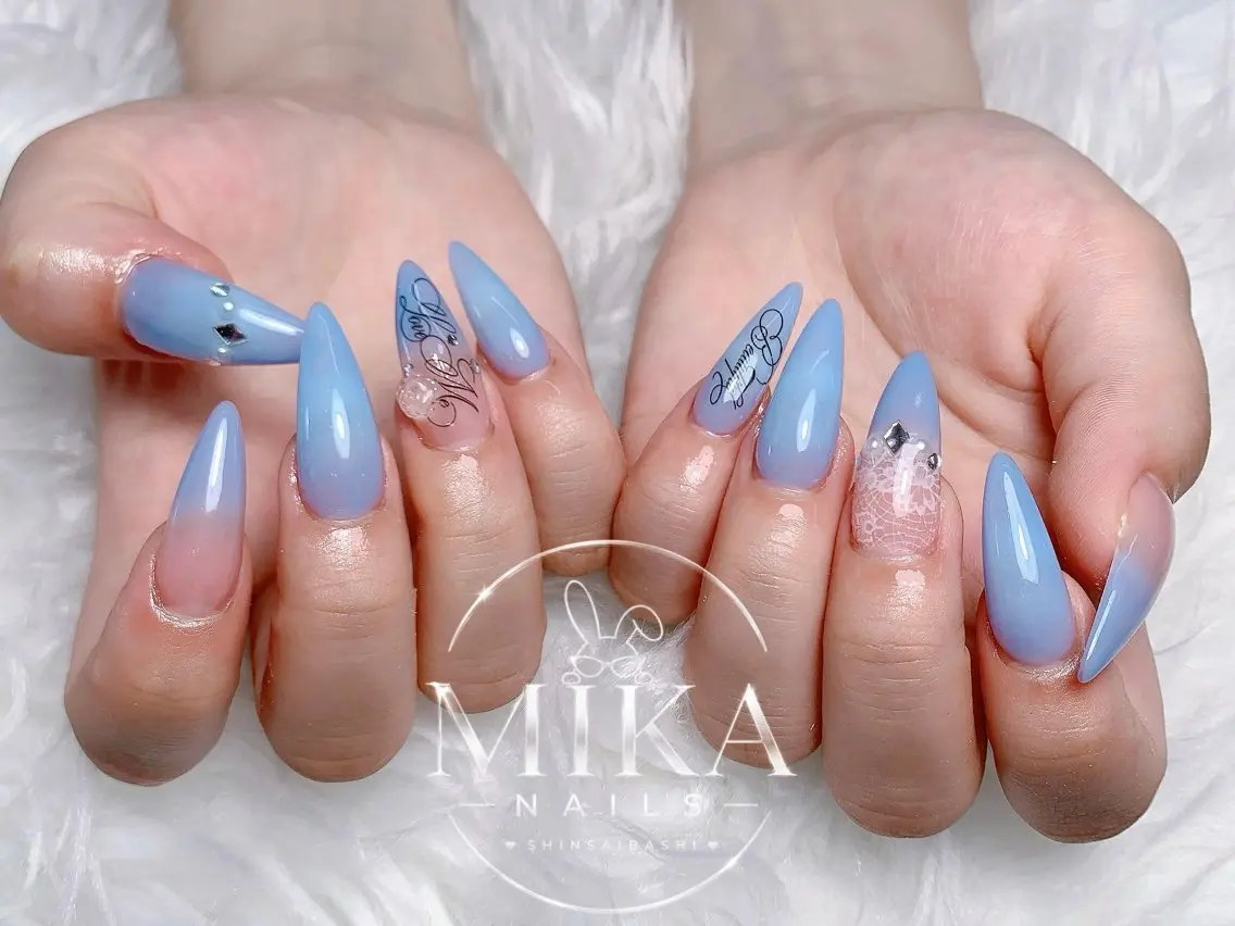 ネイル アートネイル チークネイル ドット フットネイル フレンチネイル ハンドネイル 🌻Luna Mika🌻のネイルデザイン