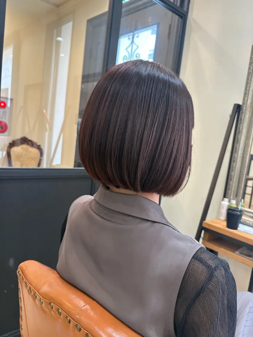ショート カラー 切りっぱなしボブ ブラウンカラー ラベンダーカラー ラベンダーブラウン ボブ カット ヘアカラー 💎髪質改善💎 西森千夏のヘアスタイル