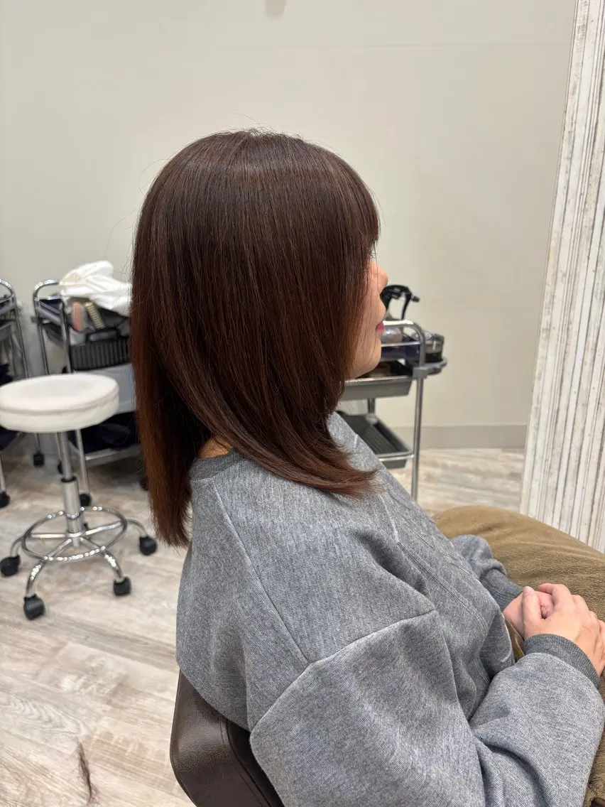ミディアム 顔まわりレイヤー レイヤーカット カット 加藤 優子のヘアスタイル